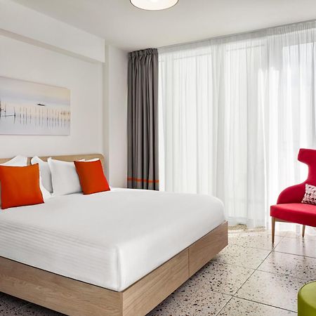Quadro Hotel, Trademark Collection By Wyndham Saint Julian's Εξωτερικό φωτογραφία