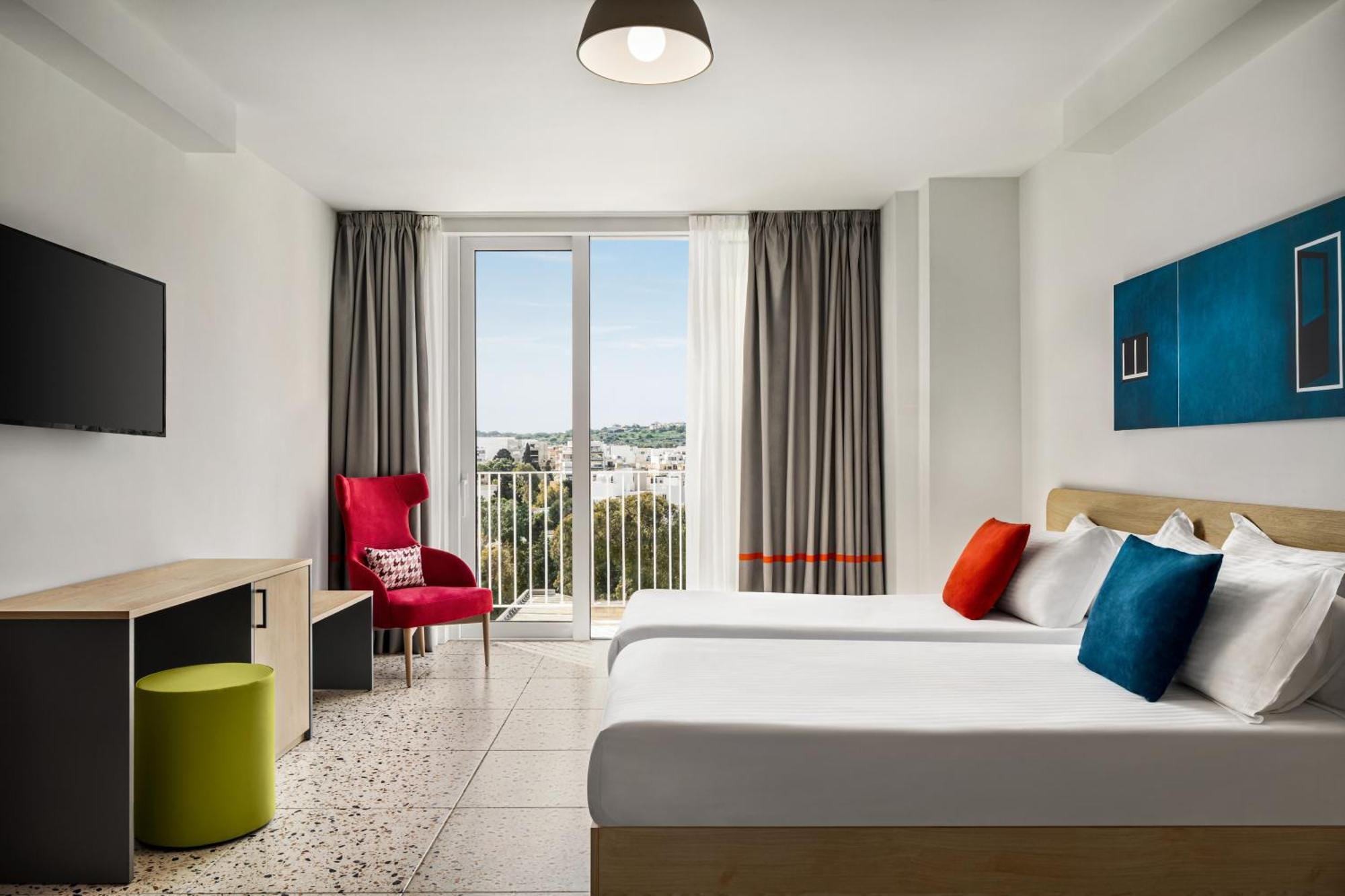 Quadro Hotel, Trademark Collection By Wyndham Saint Julian's Εξωτερικό φωτογραφία