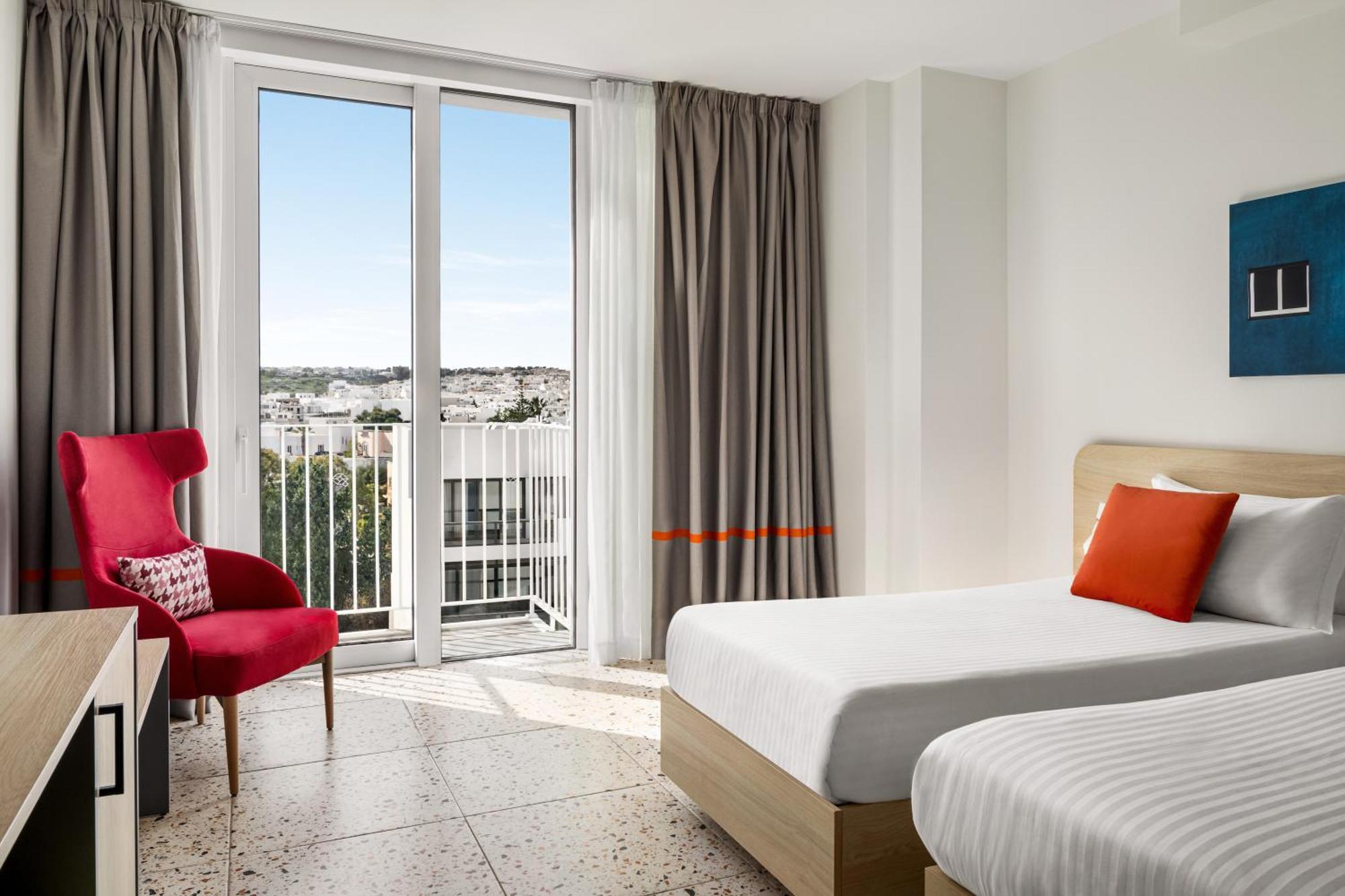 Quadro Hotel, Trademark Collection By Wyndham Saint Julian's Εξωτερικό φωτογραφία