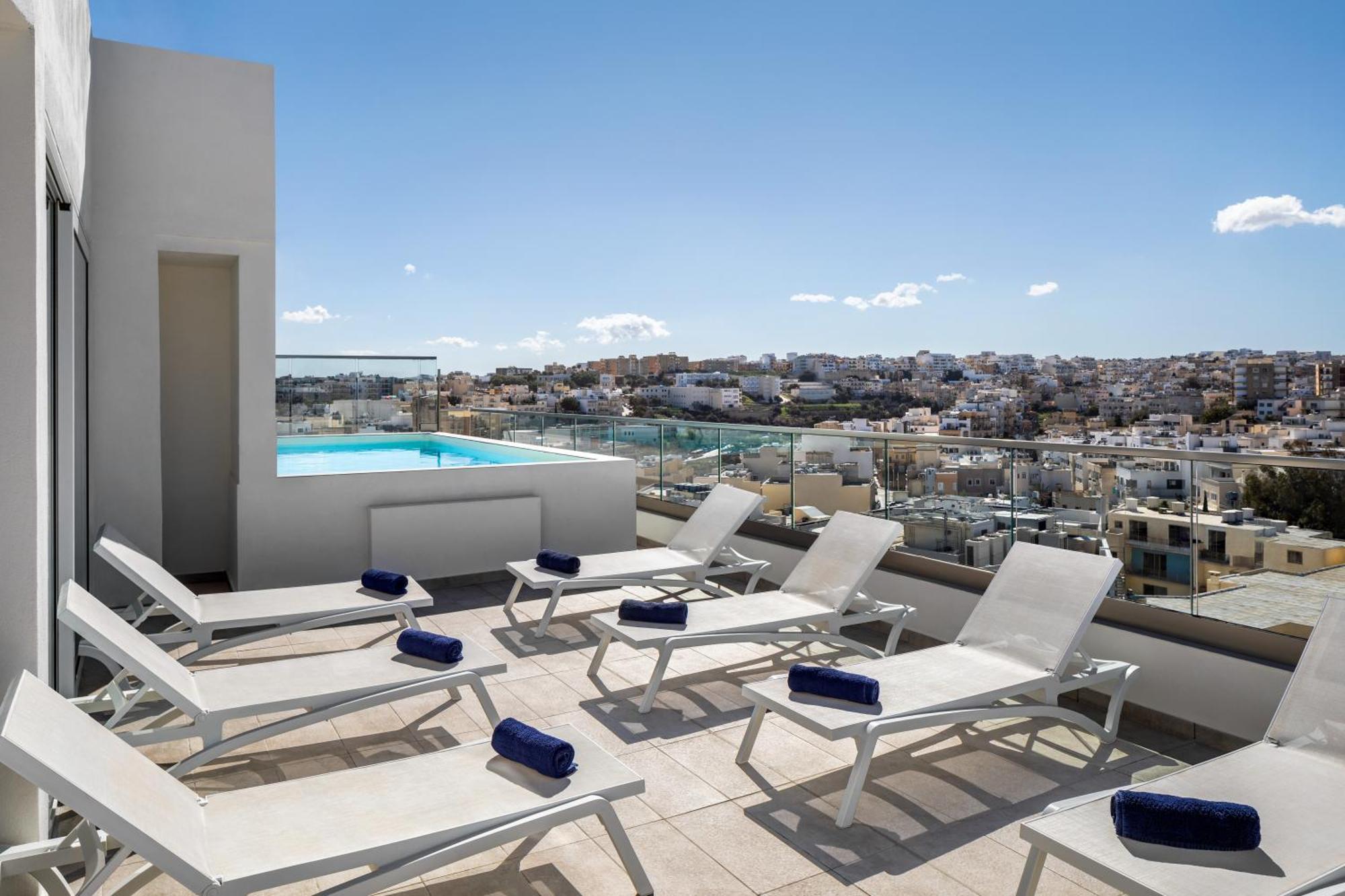 Quadro Hotel, Trademark Collection By Wyndham Saint Julian's Εξωτερικό φωτογραφία