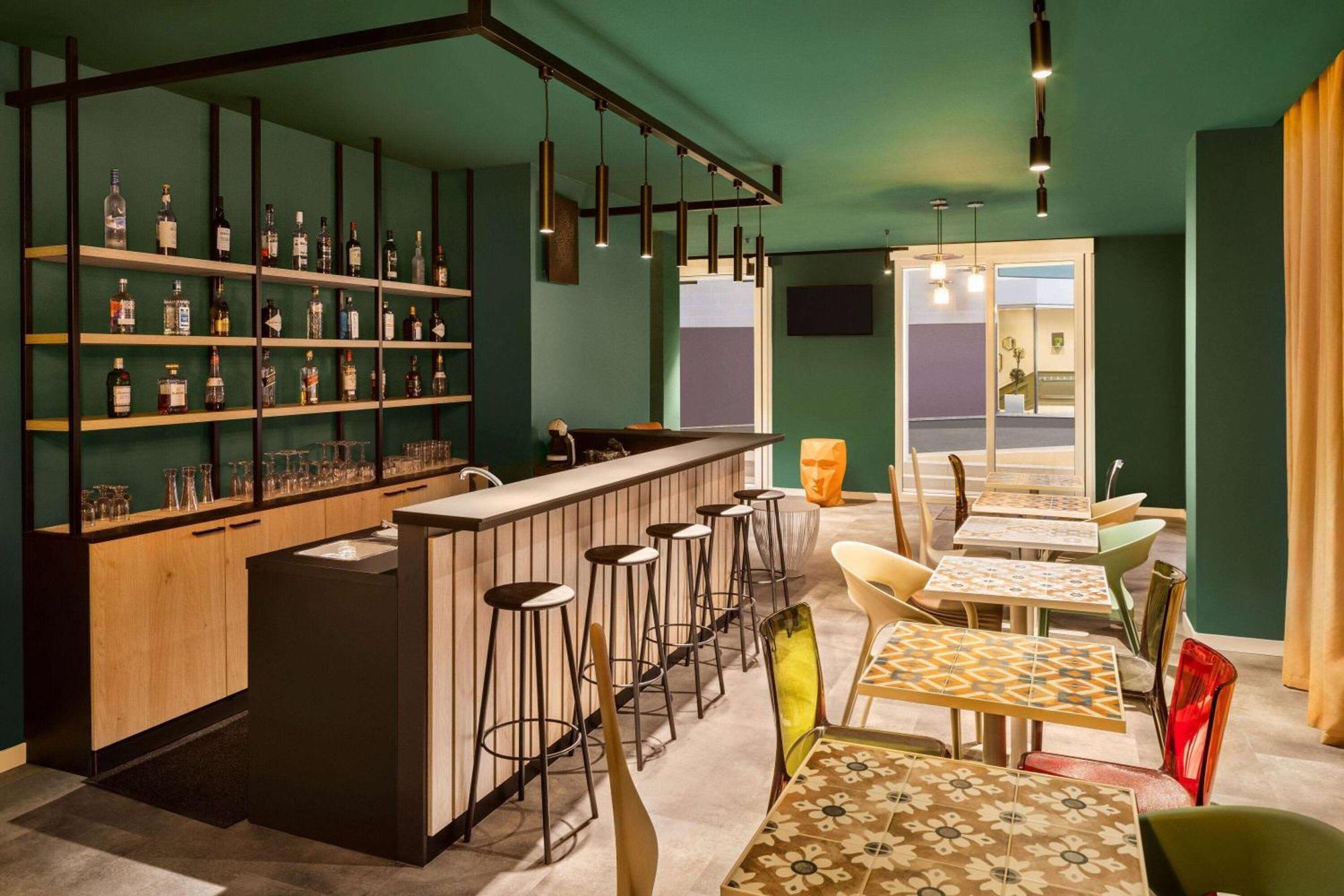 Quadro Hotel, Trademark Collection By Wyndham Saint Julian's Εξωτερικό φωτογραφία
