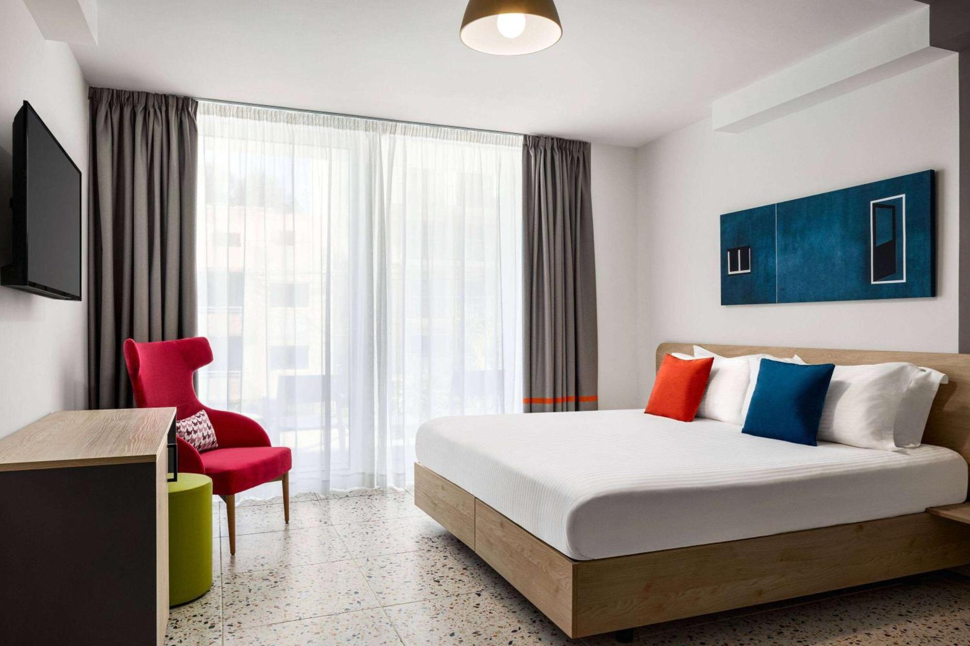 Quadro Hotel, Trademark Collection By Wyndham Saint Julian's Εξωτερικό φωτογραφία
